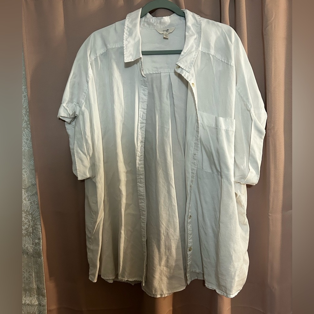 Short sleeve button down Blouse